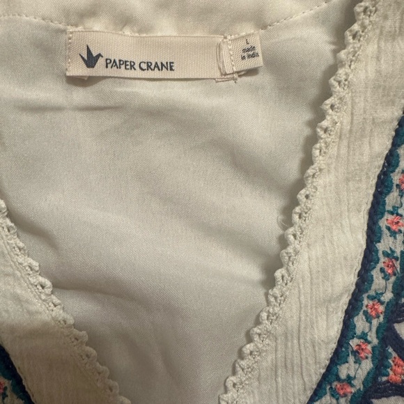 Embroidered sleeveless Boho top by Paper Crane size Large - Picture 3 of 4